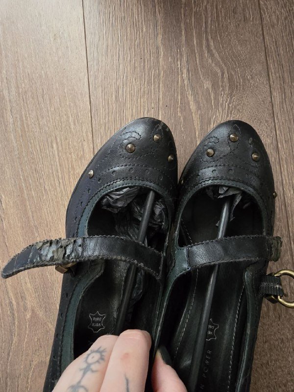 Туфли чёрные на каблуке, розовые кеды, серые кеды высокие, зима-демисезон ботинки 2