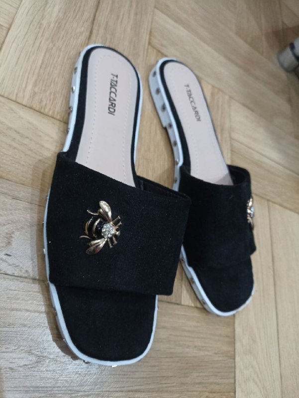 Босоножки 36 размер, шлепанцы