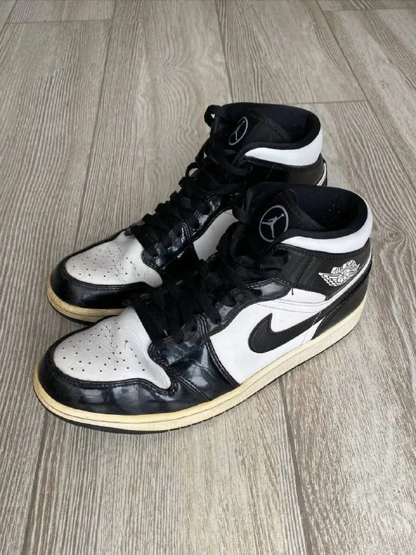 Nike Air Jordan 1 Mid Carbon Fiber 1
