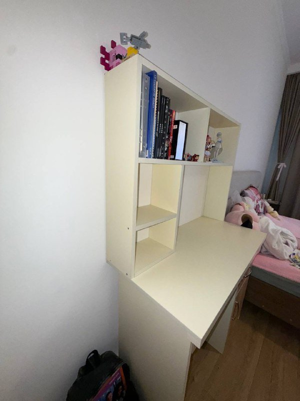 Письменный стол со съемной полкой 4