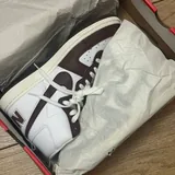 Кроссовки Nike 1