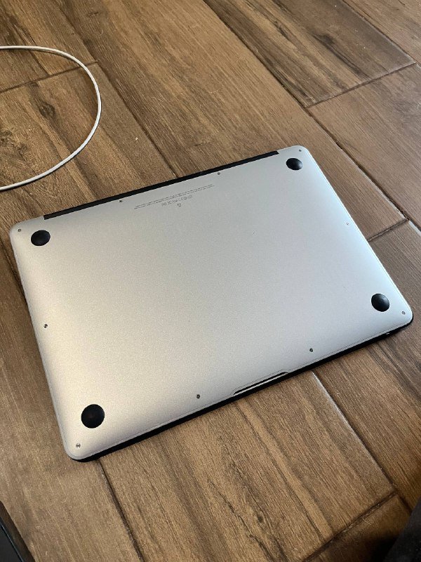 MacBook Air (2010) 3