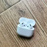AirPods 4, AirPods 3 4