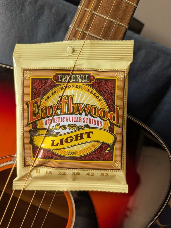 Акустическая гитара Fender CC-60S с ремнем, чехлом и струнами 5