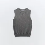 Zara tops 1