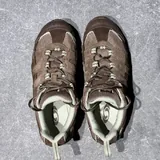 Salomon vintage hiking shoes 5