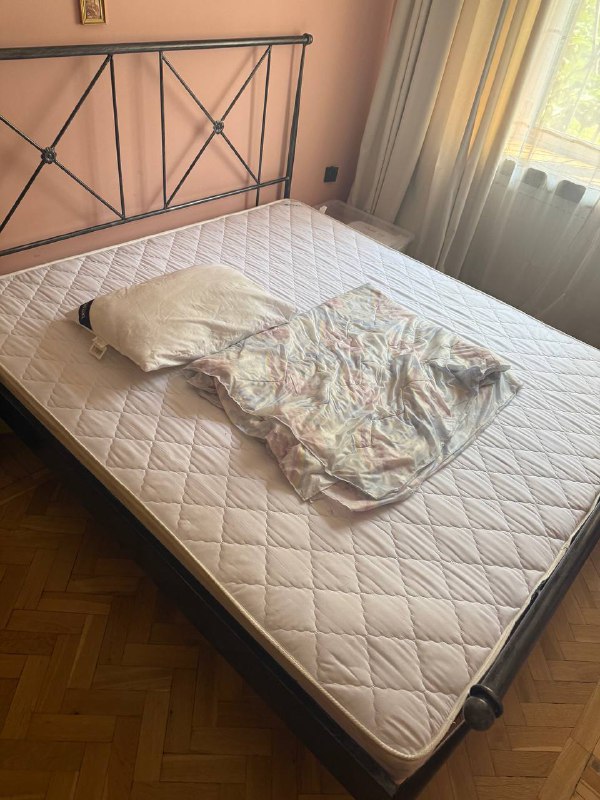 Матрас 180x200x20 см 1