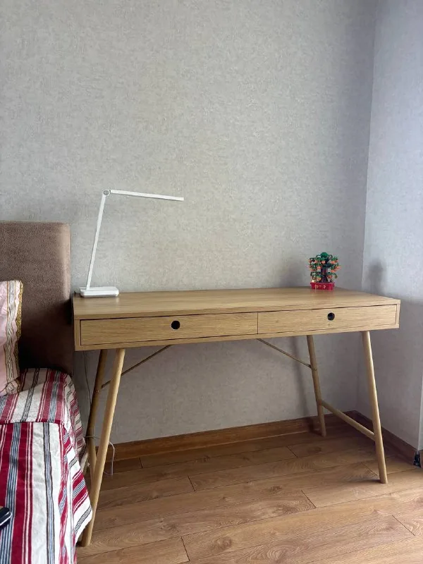 JYSK LINDVED desk 1