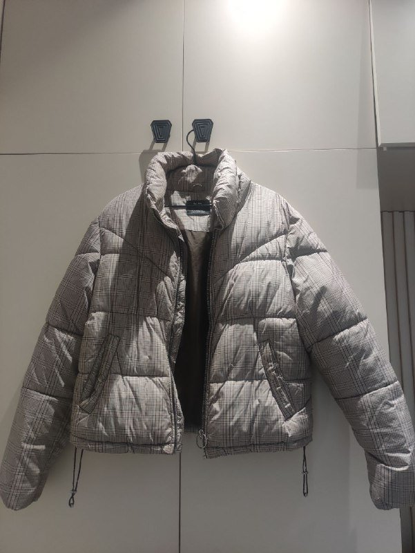 Женские куртки и пиджак