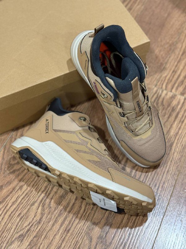 Мужские ботинки Adidas размер US 10,5 2