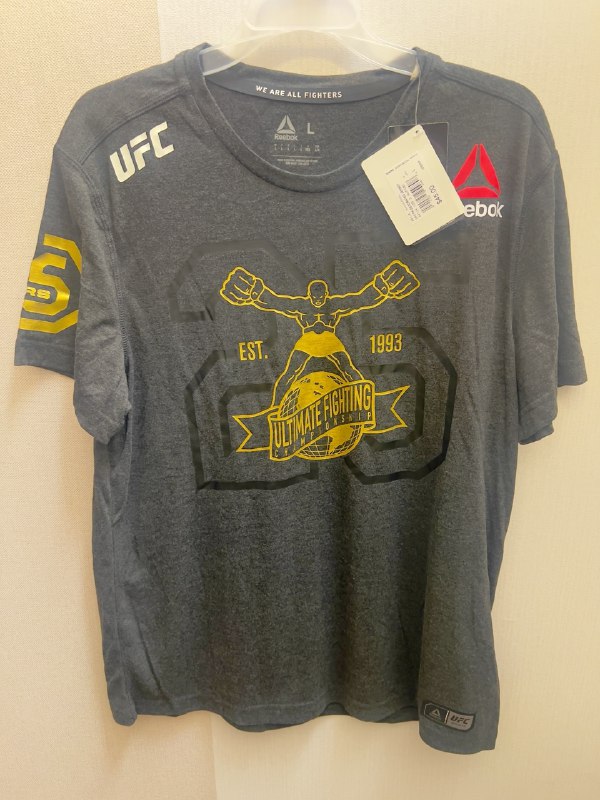 Оригинальная футболка UFC от Reebok размер L