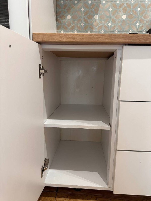 Кухня белая матовая MDF с вытяжкой 5