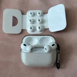 AirPods Pro 2 USB-C 4