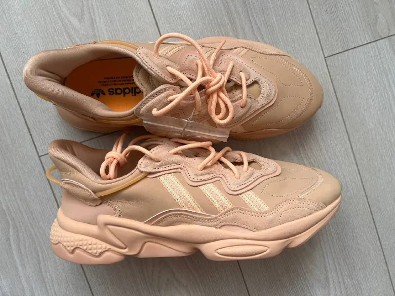 Adidas Ozweego Glow Orange, Calvin Klein 3