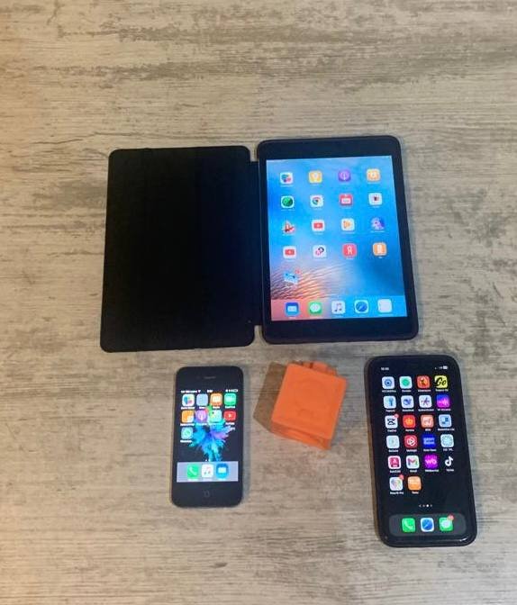 Iphone XR 64GB, iPad mini, iPhone 4