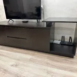 Тумба под телевизор с полками 2
