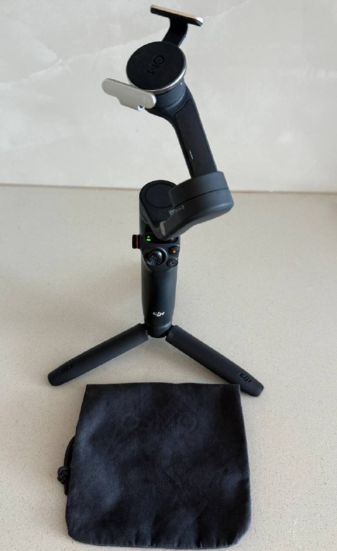 PS4 PRO 1TB, DualSense контроллер, DJI OSMO Mobile 6, Apple Smart Folio 3