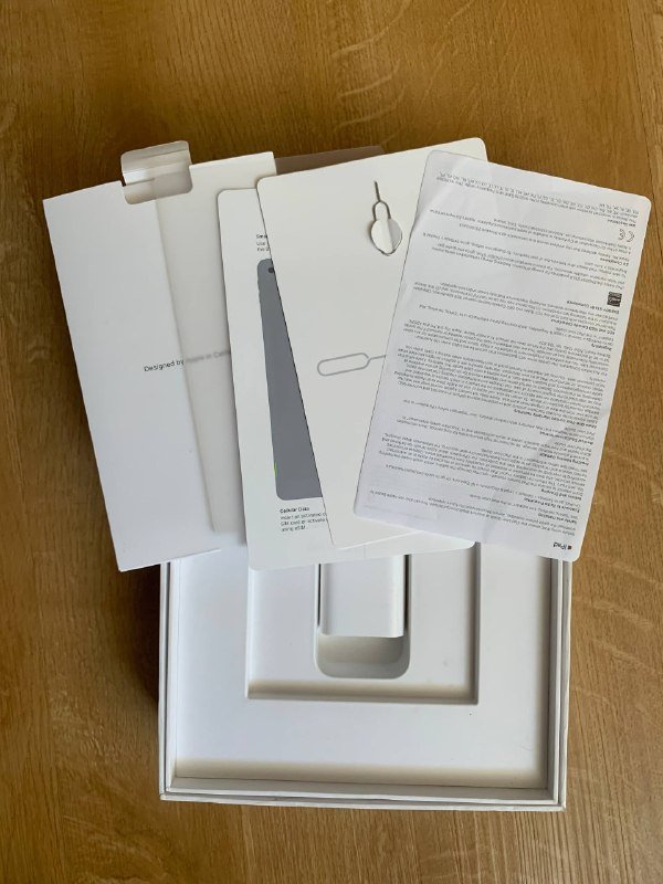 iPad 8 gen Space Gray 32GB Wi-Fi Cellular Unlocked 6
