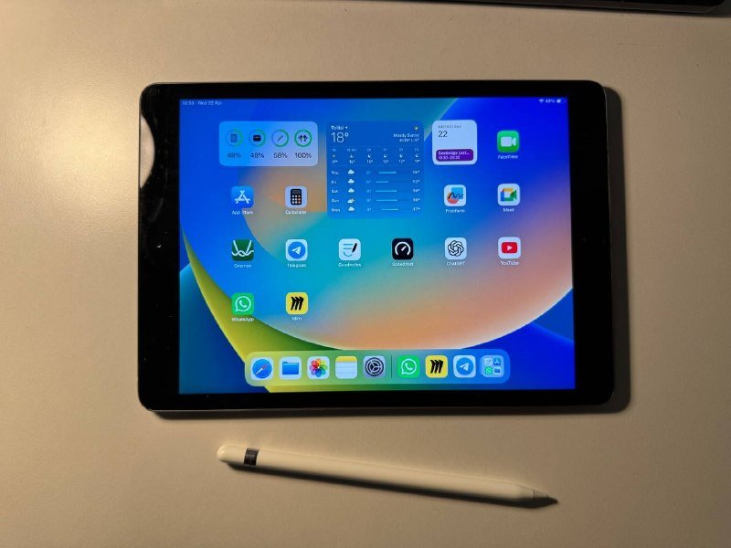 iPad 7, Apple Pencil 1