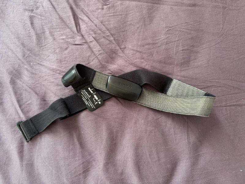 Весы напольные, палатка Freetime Isis 2 DLX, коврик Mammut Ultralight, массажер Theragun WaveSolo, пульсомер Garmin HRM-3 2