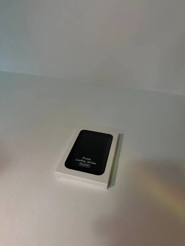 Leather Wallet с MagSafe, кожаный картхолдер