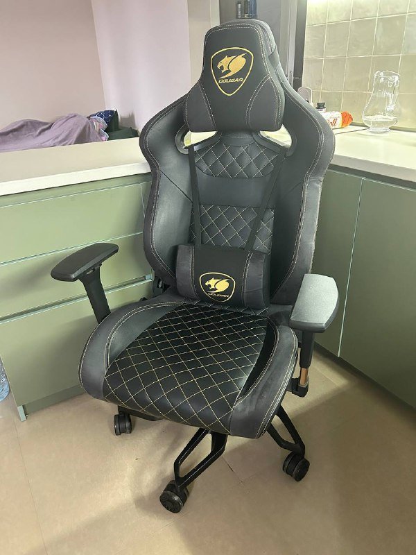 Компьютерное кресло Cougar