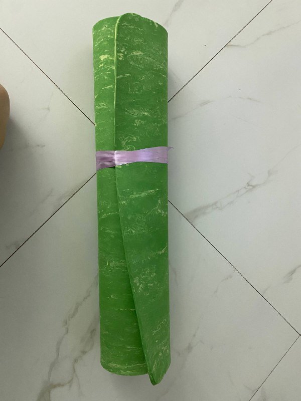 Штанга для одежды, зеркало напольное, коврик для йоги, фен 4