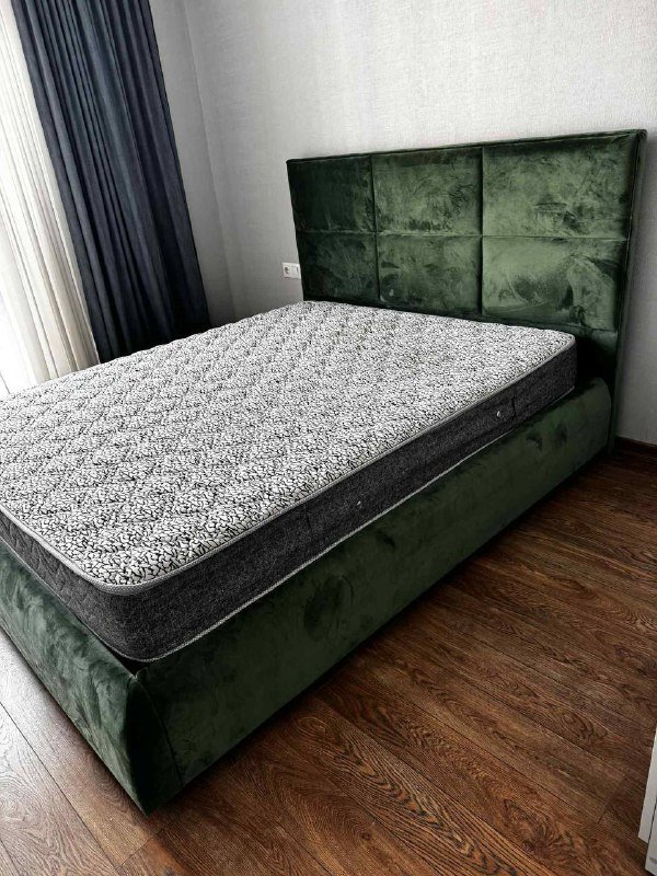 Кровать 160/200 с матрасом