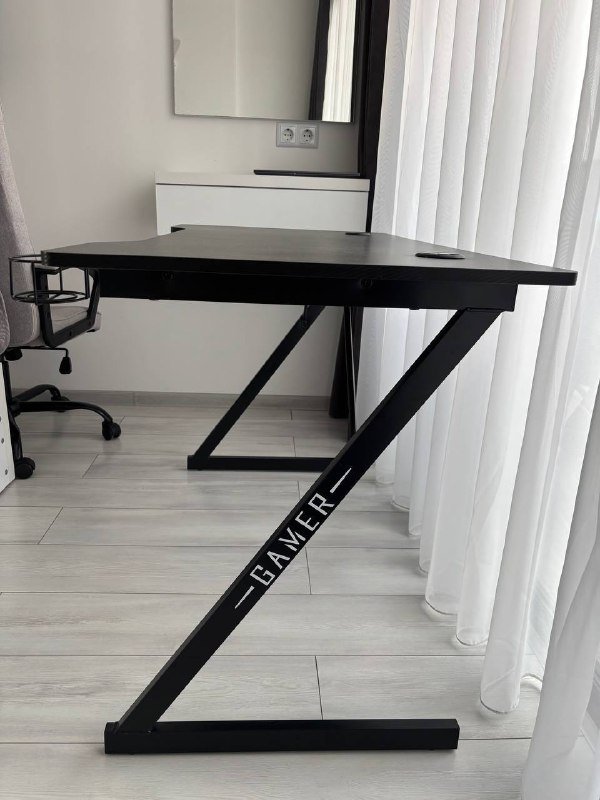 Роутер Tenda AC1200, компьютерный стол Jysk HALSTED, духовка Hoffmann M3540 2