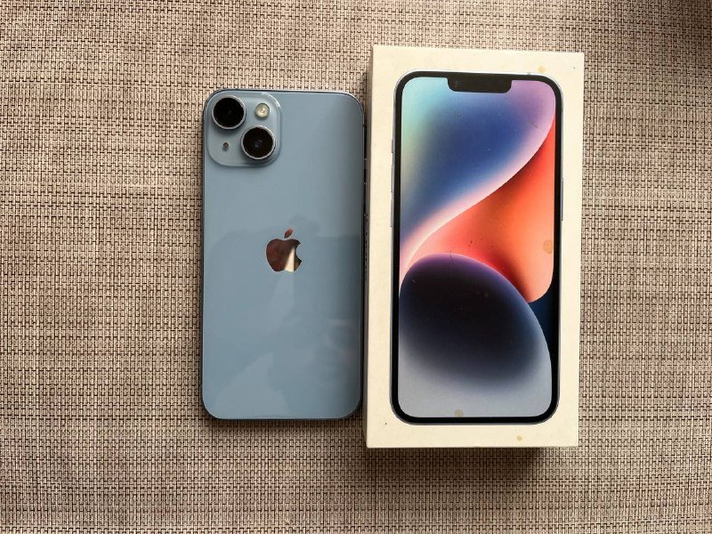 iPhone 14, Apple Watch SE 44