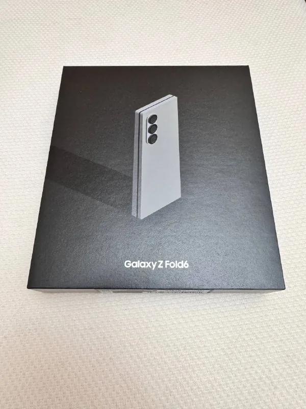 Samsung Galaxy Z Fold 6 256GB Grey 1