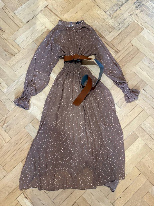 Платье в горошек размер S с ремнем