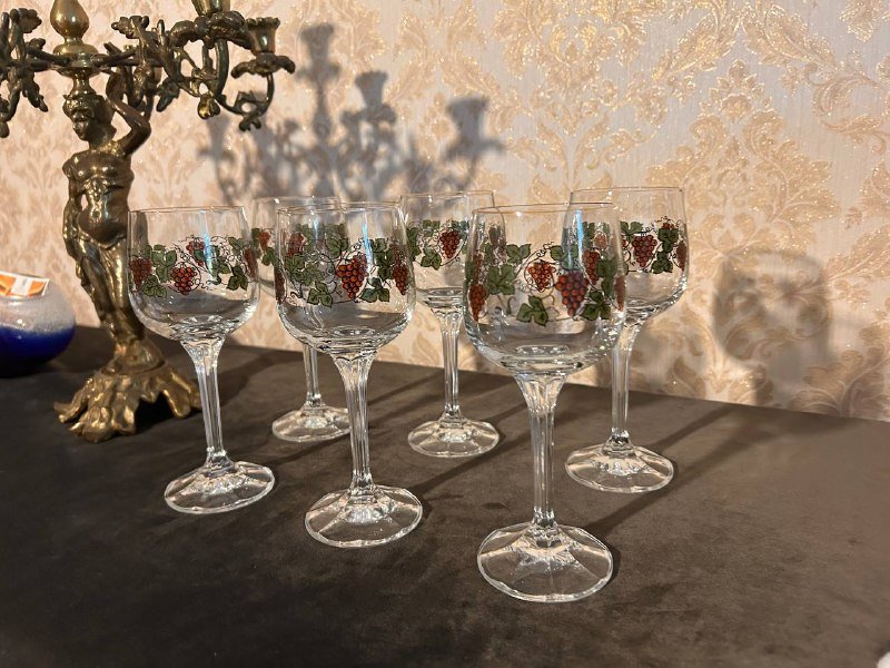 Набор бокалов для вина с рисунком винограда 2