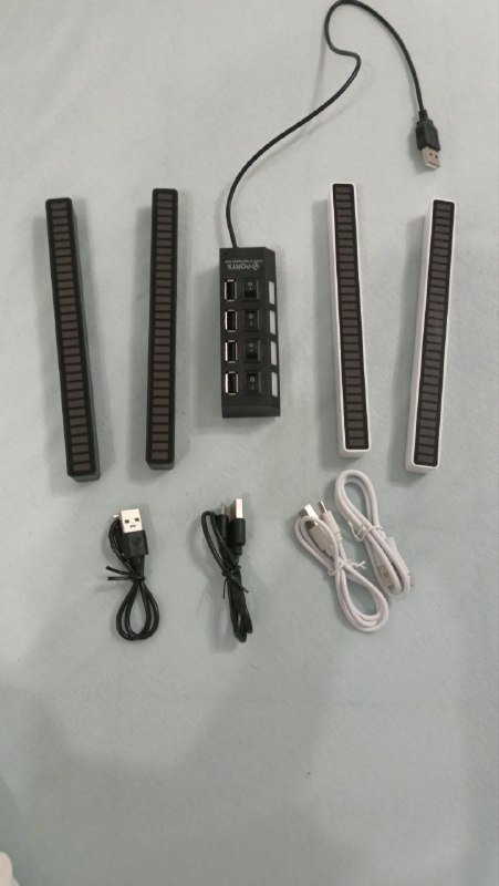 4 лампы эквалайзера с докстанцией и USB-C кабелем