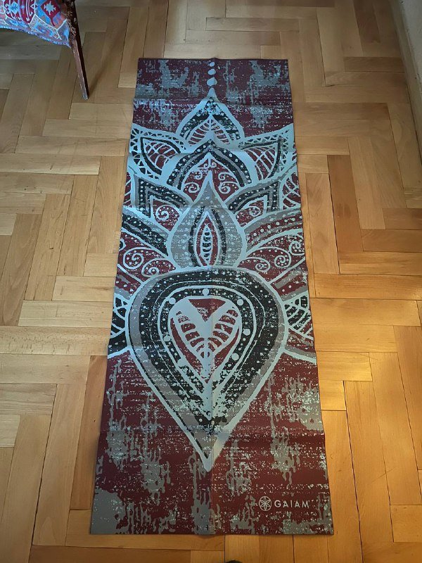 Чайник, стайлер Philips, сумка на колесах, коврик для йоги 5