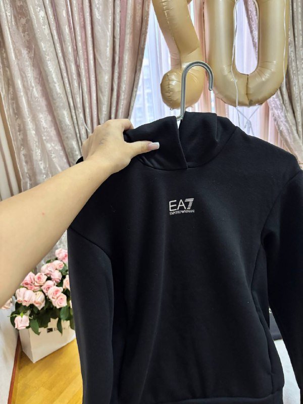 Черный женский костюм EA7 Emporio Armani новый 2