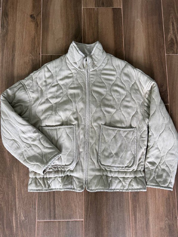 Куртка женская размер 44