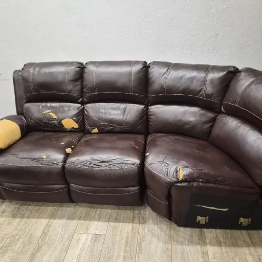 Диван