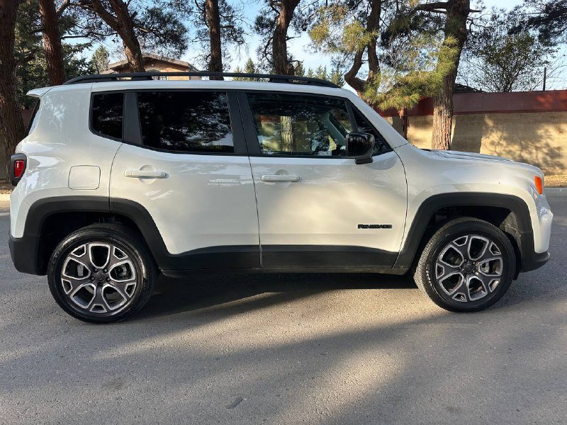 Jeep Renegade 2023 4
