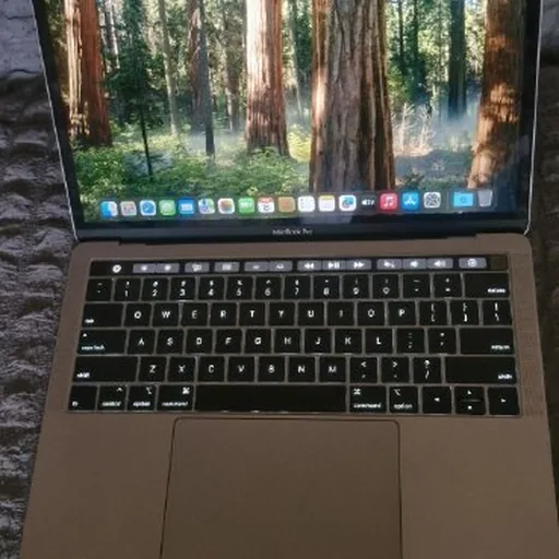 Apple MacBook Pro A1989