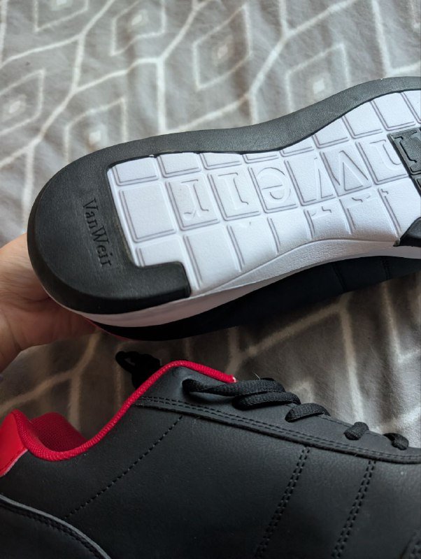 Мужские кроссовки 46 размер 3