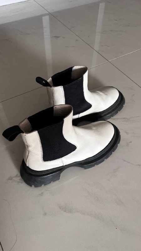 Женские весенне-осенние кожаные ботинки 39 размер