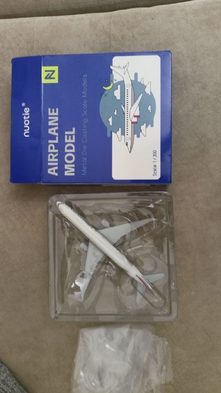 Модель самолёта Turkish Airlines из металла 4