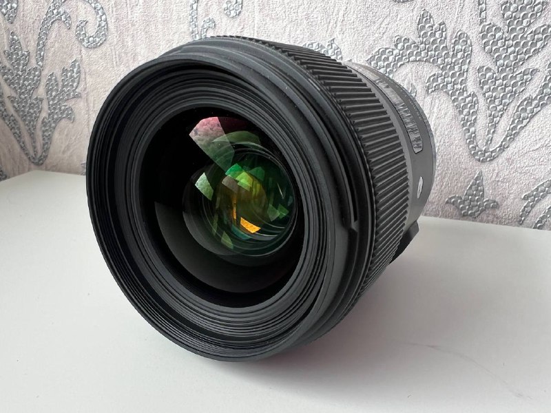 Canon 6D Mark II, объектив Sigma 35mm f/1.4 Art, сумка 5