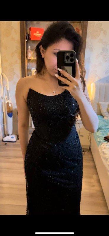 Вечернее платье в камушках, размер S