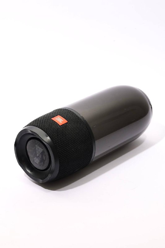 Macbook Air, колонка JBL, электронная книга, джинсовка, рюкзак, свитер, брошки 2