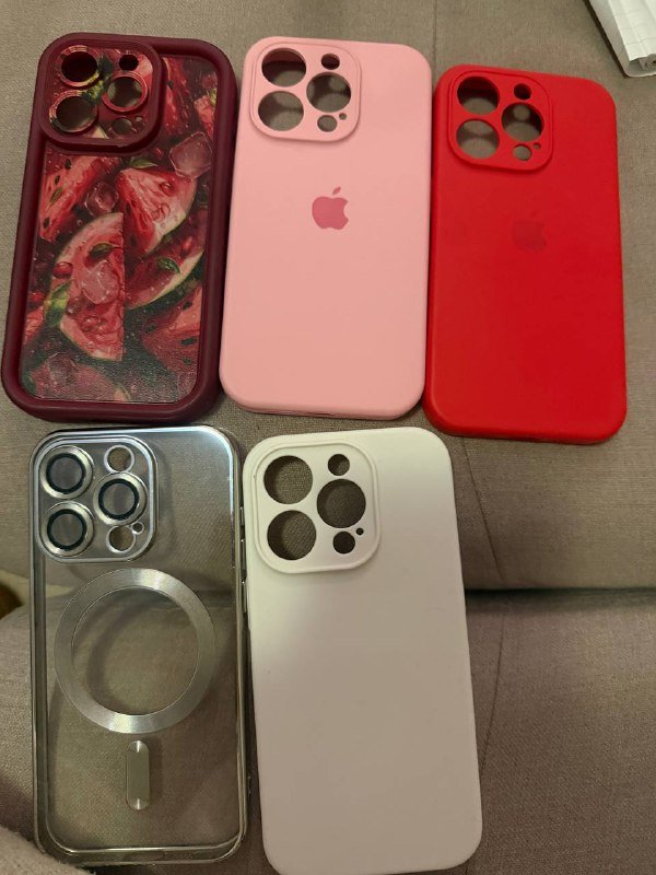 Чехлы на айфон 15 про