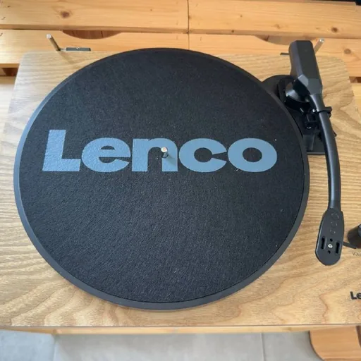 Виниловый проигрыватель Lenco LS-50
