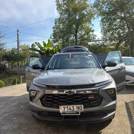 Chevrolet Trailblazer 2023/11 RS FWD, Volkswagen Jetta 2021