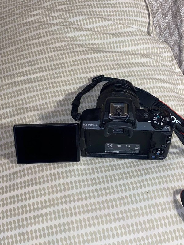 Canon M50 Mark II с объективом, зарядник, 2 аккумулятора, сумка 1
